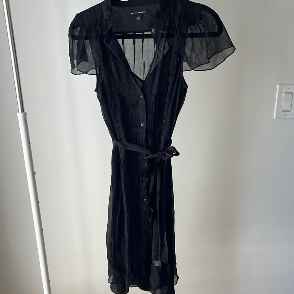 Banana Republic Black Sheath Midi Dress V-Neck Flutter Sleeves